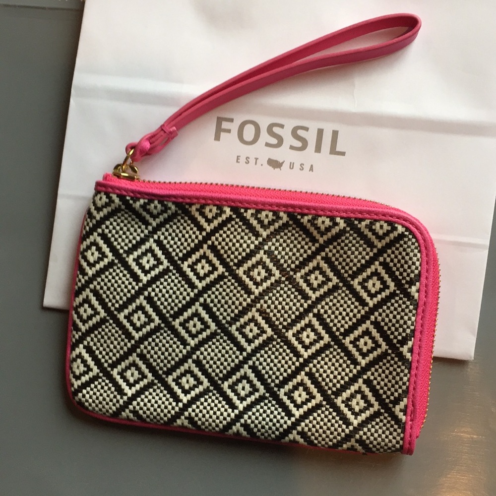 Fossil Sofia Wristlet Black/White Woven/New